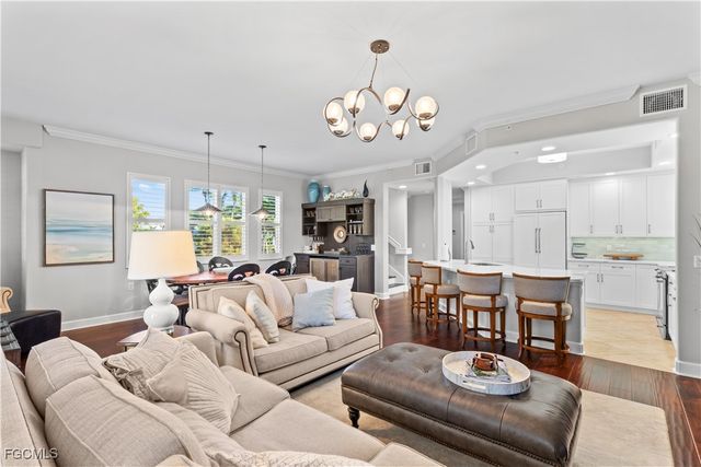 1104 6th ST S 1, Naples, FL 34102