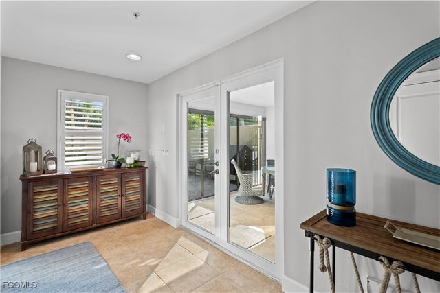 1104 6th ST S 1, Naples, FL 34102