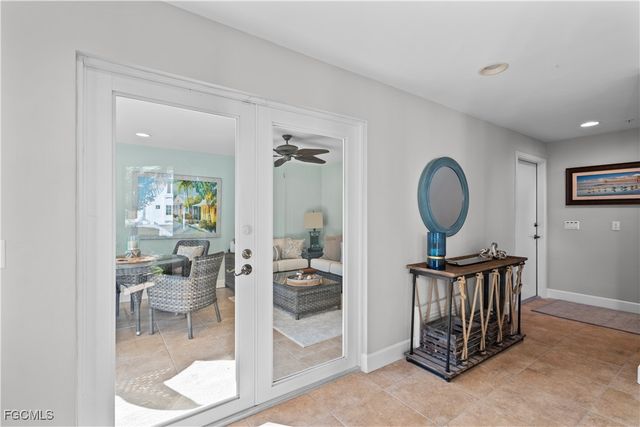 1104 6th ST S 1, Naples, FL 34102