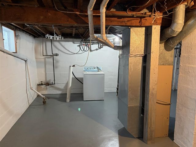 307 Ridgewood Street, Grand Rapids, MI 49548