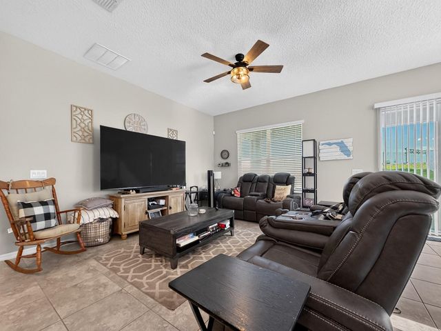 776 GRAND HILLTOP DRIVE, Apopka, FL 32703
