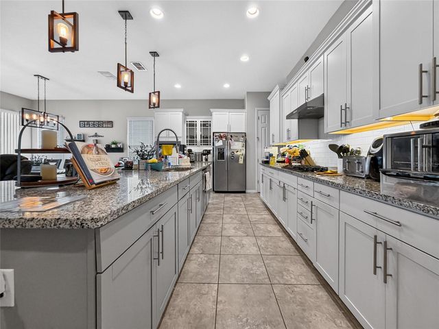 776 GRAND HILLTOP DRIVE, Apopka, FL 32703