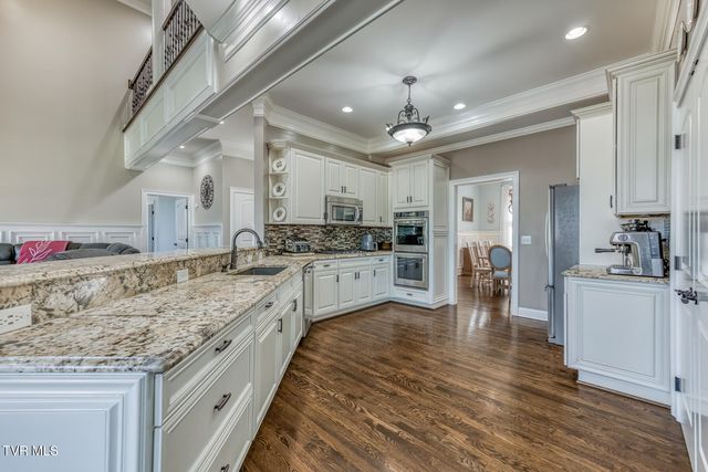 201 Highland Ridge Terrace, Johnson City, TN 37615