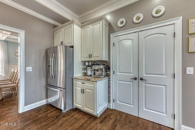 201 Highland Ridge Terrace, Johnson City, TN 37615