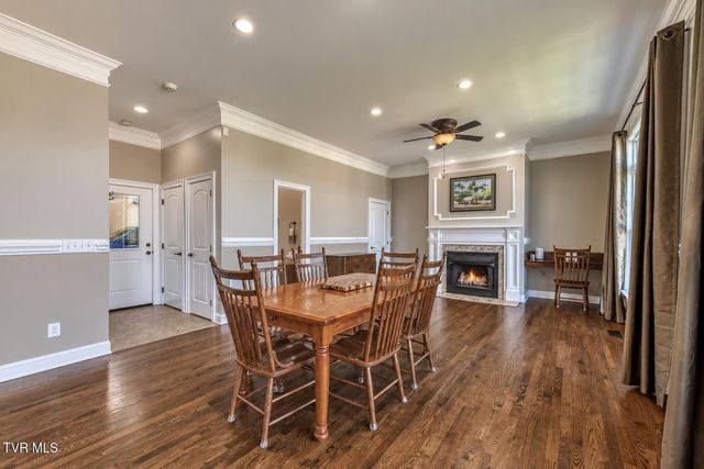 201 Highland Ridge Terrace, Johnson City, TN 37615