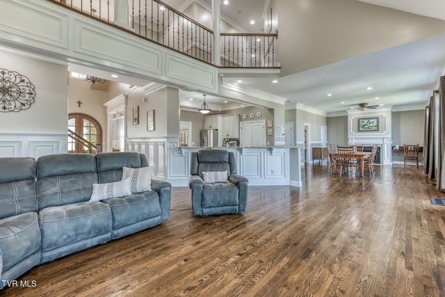 201 Highland Ridge Terrace, Johnson City, TN 37615