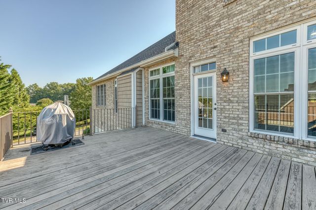 201 Highland Ridge Terrace, Johnson City, TN 37615