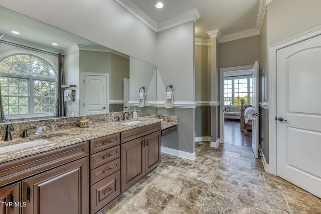 201 Highland Ridge Terrace, Johnson City, TN 37615