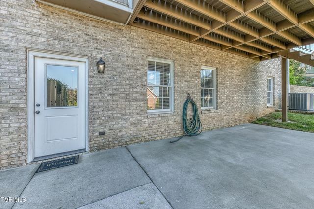 201 Highland Ridge Terrace, Johnson City, TN 37615