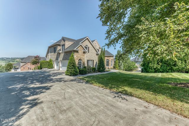 201 Highland Ridge Terrace, Johnson City, TN 37615