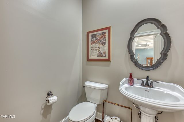 201 Highland Ridge Terrace, Johnson City, TN 37615