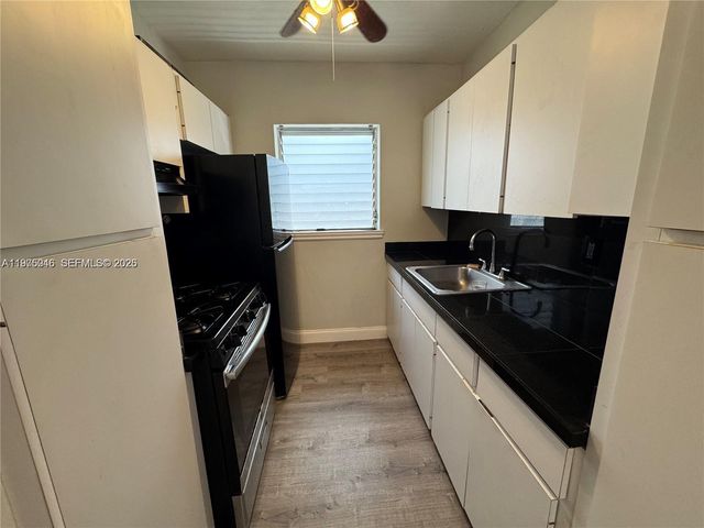 75 Washington Ave 18, Miami Beach, FL 33139