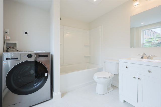 529 Wood Street 2, Bristol, RI 02809