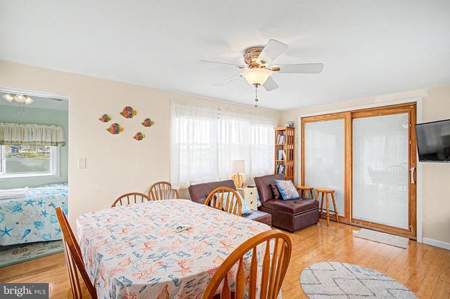 1022 SOUTH GREEN STREET, Tuckerton, NJ 08087