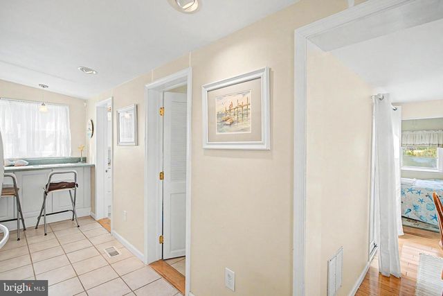 1022 SOUTH GREEN STREET, Tuckerton, NJ 08087