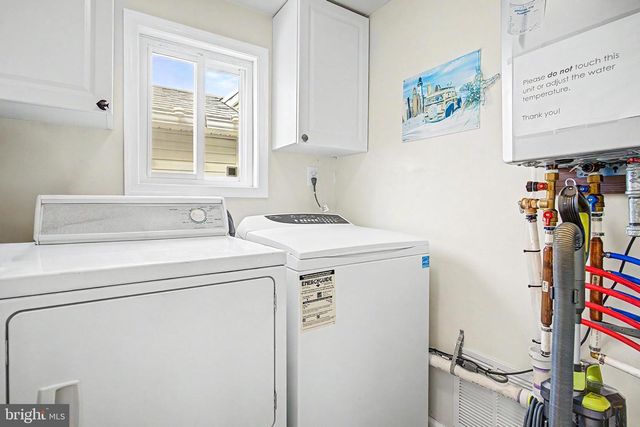 1022 SOUTH GREEN STREET, Tuckerton, NJ 08087
