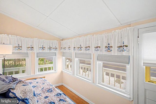 1022 SOUTH GREEN STREET, Tuckerton, NJ 08087