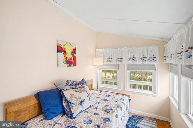 1022 SOUTH GREEN STREET, Tuckerton, NJ 08087