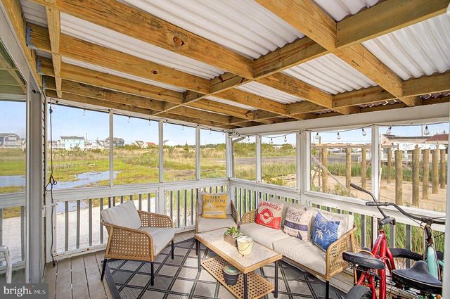 1022 SOUTH GREEN STREET, Tuckerton, NJ 08087