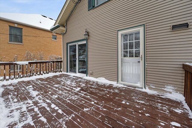 272 N Willow Road, Elmhurst, IL 60126