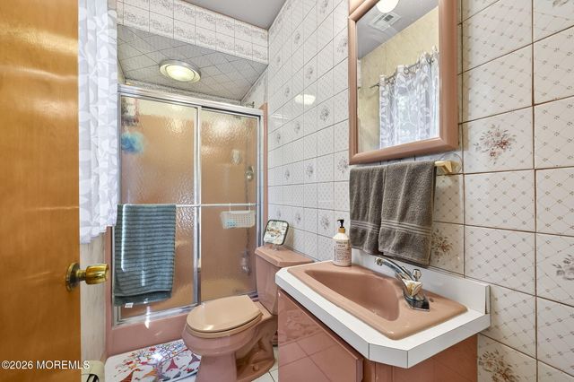 144 N Cooks Bridge Road, Jackson, NJ 08527