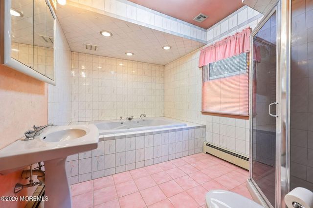 144 N Cooks Bridge Road, Jackson, NJ 08527