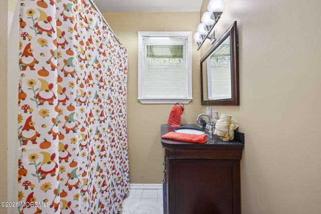 144 N Cooks Bridge Road, Jackson, NJ 08527