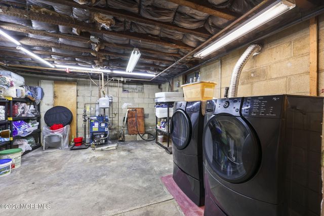 144 N Cooks Bridge Road, Jackson, NJ 08527