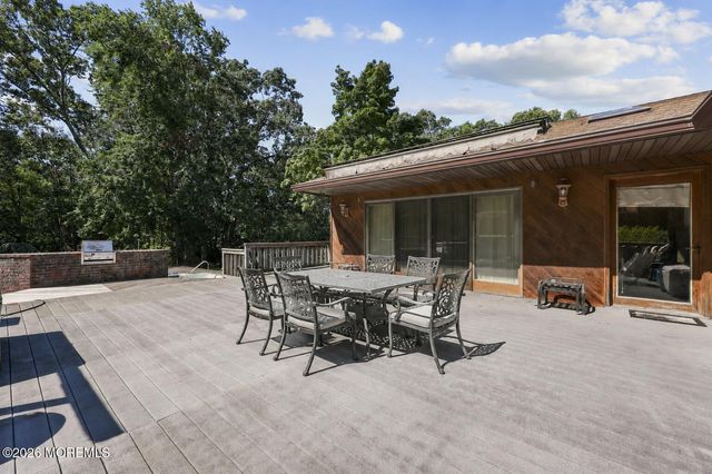 144 N Cooks Bridge Road, Jackson, NJ 08527