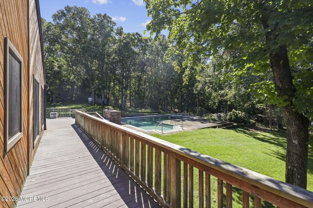 144 N Cooks Bridge Road, Jackson, NJ 08527