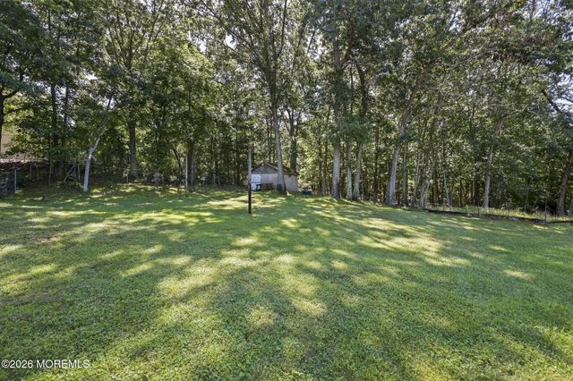 144 N Cooks Bridge Road, Jackson, NJ 08527
