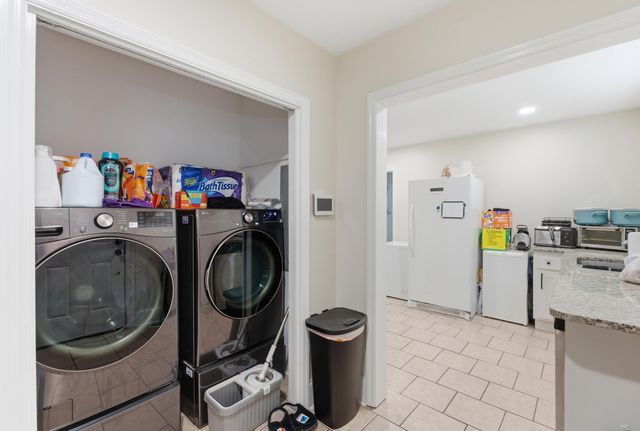 6133 E Brainerd Road, Chattanooga, TN 37421