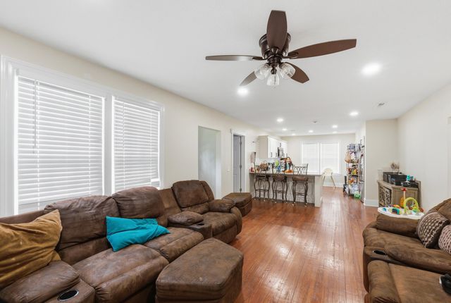 6133 E Brainerd Road, Chattanooga, TN 37421