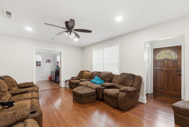 6133 E Brainerd Road, Chattanooga, TN 37421