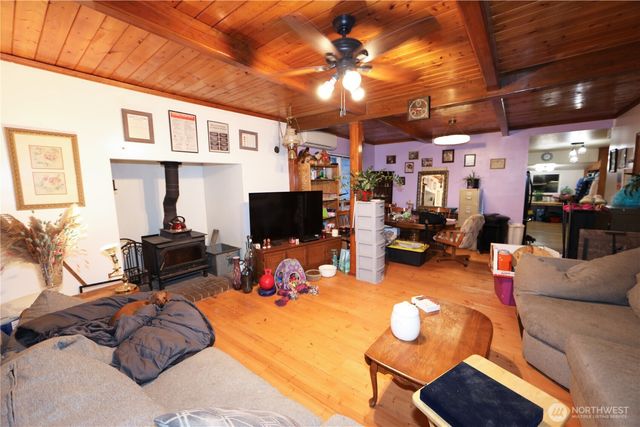 3619 Shincke Road NE, Olympia, WA 98506