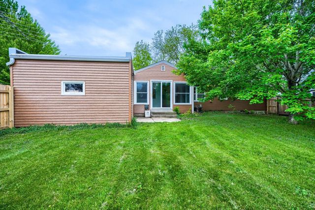 212 Woodley Street W, Northfield, MN 55057