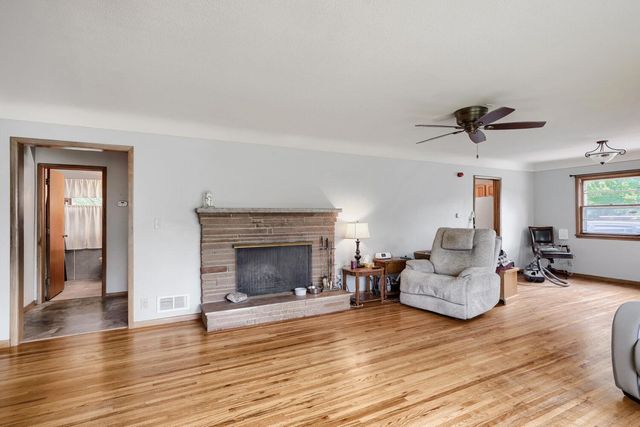 212 Woodley Street W, Northfield, MN 55057