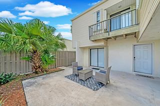 1630 Shaker Circle, Wellington, FL 33414