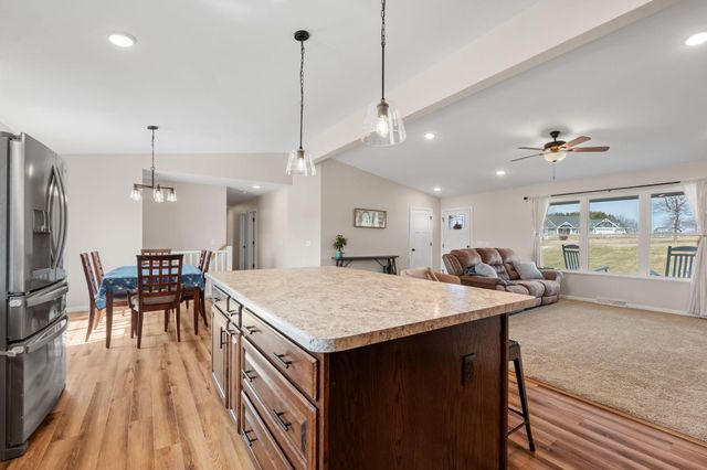 1555 127th Street, New Richmond, WI 54017