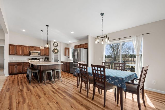 1555 127th Street, New Richmond, WI 54017