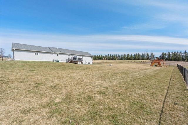 1555 127th Street, New Richmond, WI 54017