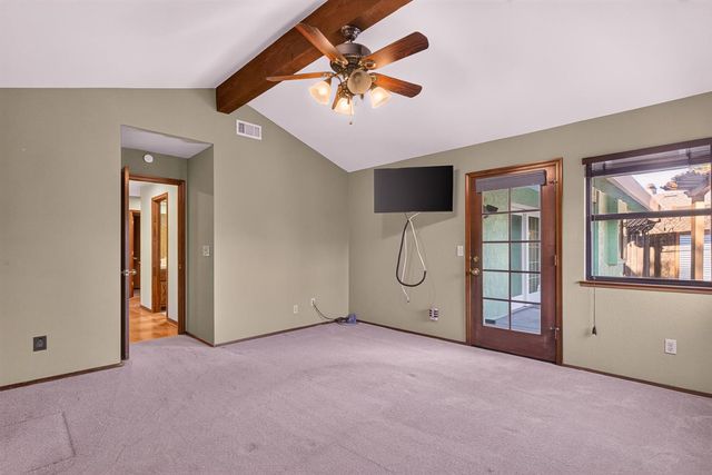5312 Engle Rd, Carmichael, CA 95608