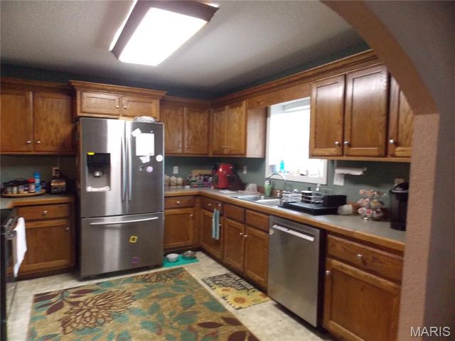 91 Pine Grove Lane, Poplar Bluff, MO 63901