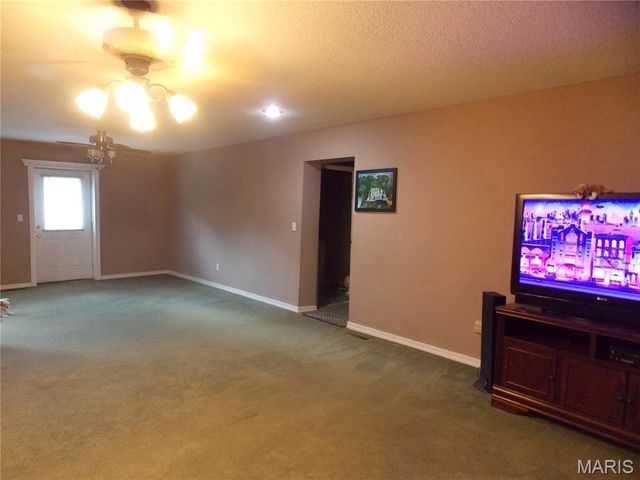 91 Pine Grove Lane, Poplar Bluff, MO 63901