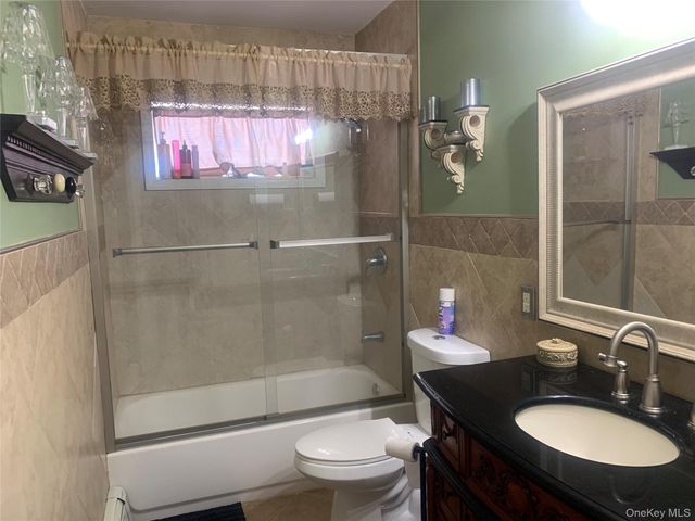 159 Parkwood Drive, Shirley, NY 11967