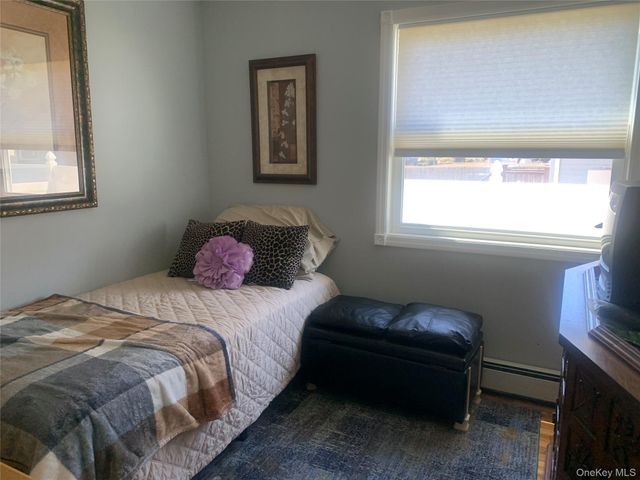 159 Parkwood Drive, Shirley, NY 11967