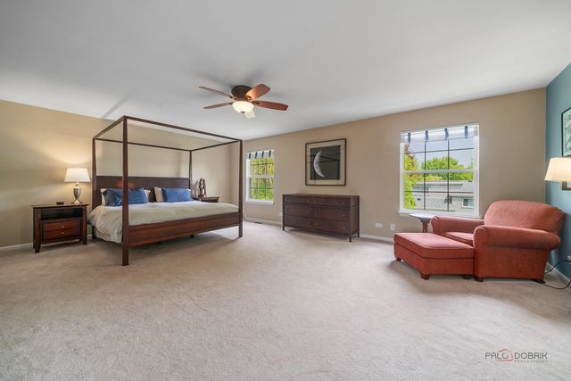 146 Colonial Drive, Vernon Hills, IL 60061
