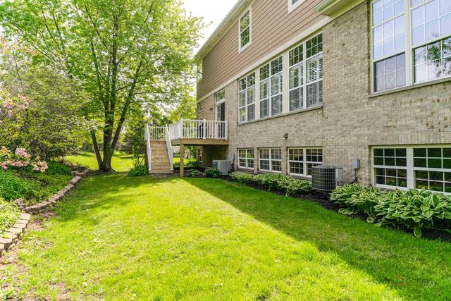 146 Colonial Drive, Vernon Hills, IL 60061