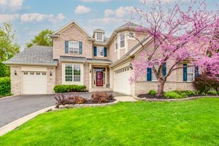 146 Colonial Drive, Vernon Hills, IL 60061
