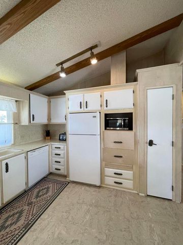 32630 San Miguelito Drive, Thousand Palms, CA 92276